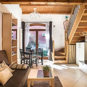 https://at-2mn-from-the-train-station-terrace.hotelslidodijesolo.com